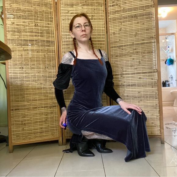 90’s blue stretch velvet Rampage dress. Size M. - Picture 8 of 9